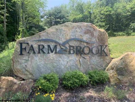 207 Farm Brook Lane Morgantown WV 26505