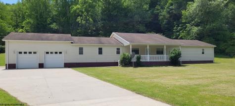 2842 Sago Road Buckhannon WV 26201